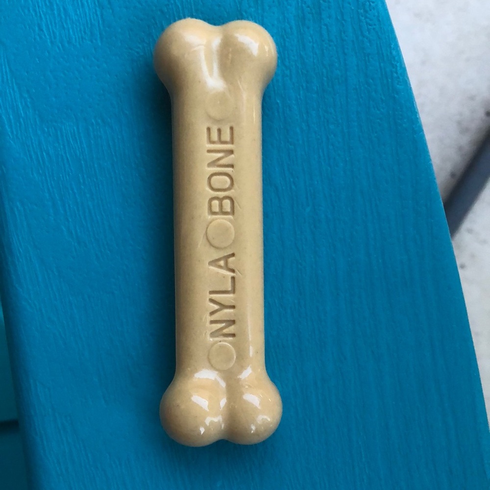 Peanut Butter Flavored Nyla Bone